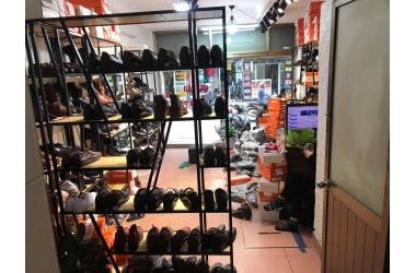 BÁN GẤP NHÀ MẶT PHỐ TRƯƠNG ĐỊNH, VỊ TRÍ ĐẸP, GIÁ HỢP LÝ 56M GIÁ 9.8 TỶ, KD ĐỈNH - 0946.689.629