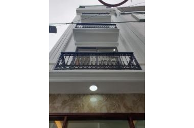 Bán Nhà Cầu Giấy Trước Tết, 7 Tầng Thang Máy, Gara Ô tô, 55m Giá 8.5 Tỷ - 0946.689.629