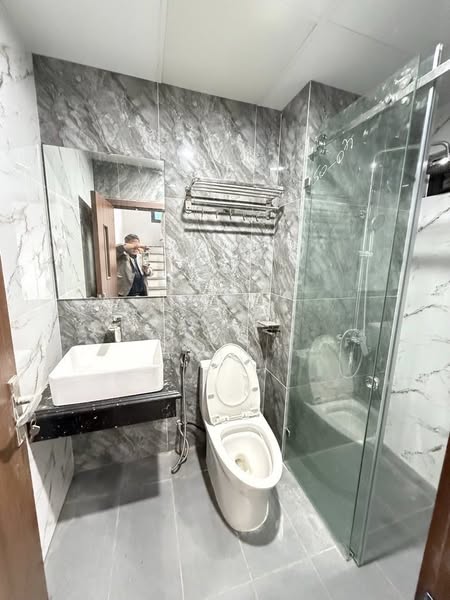 Hot, KIM GIANG 7.6 Tỷ, 34m2 GẦN Ô TÔ NHÀ ĐẸP Ở NGAY