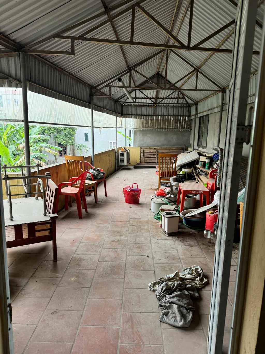 BÁN ĐẤT TẶNG NHÀ 2 TẦNG SỔ ĐỎ CHÍNH CHỦ SẴN SÀNG GIAO DỊCH