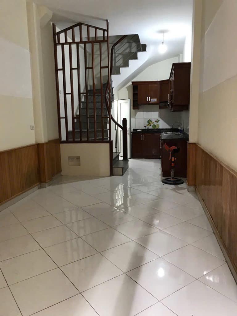 HIẾM - NGÕ BA GÁC - 30M2  - SÁT PHỐ