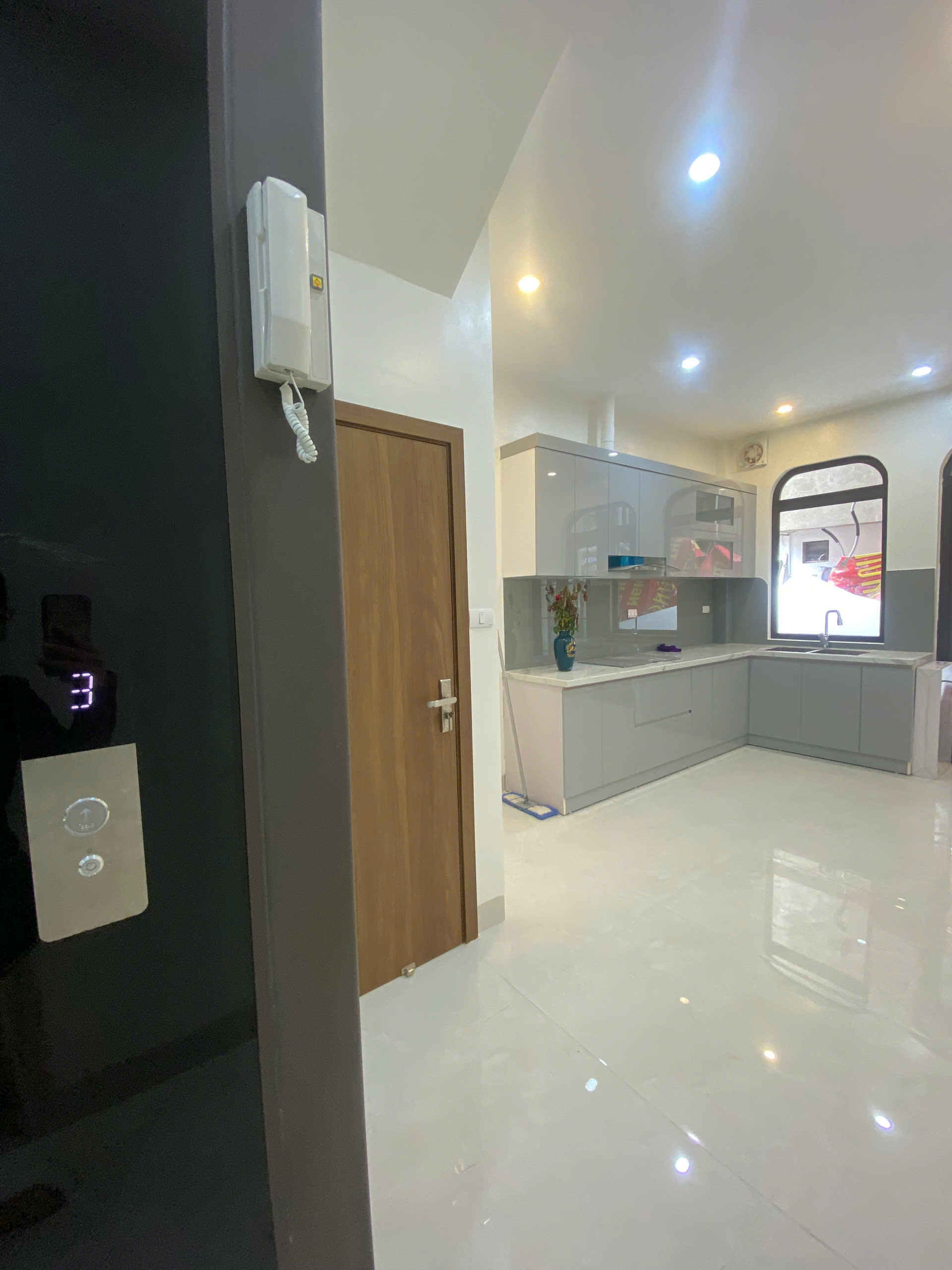 KHU DÂN CƯ AN NINH TỐT - NHÀ MỚI - THANG MÁY - 55M2 - 13.35 TỶ