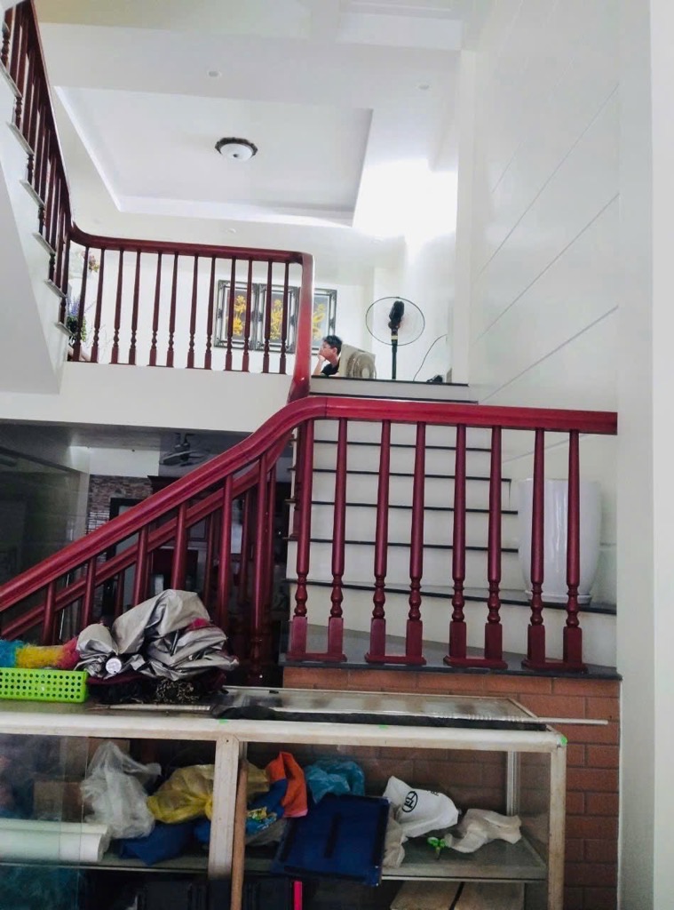 Nhà Mặt Ngõ Bồ Đề - Long Biên , Đẹp Long Lanh _ 4 Tầng Cầu Thang Máy