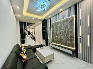 Chân Cầu Long Biên- Nhà Dân Xây . Sđcc Dt ; 21m2 x Giá nhỉnh 3 tỷ