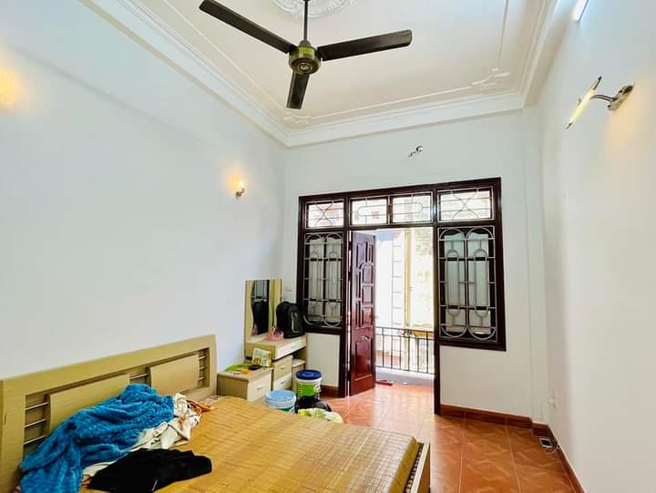 Nhà trung tâm quận #ĐốngĐa, 40m2, 5 tầng, 7 tỷ hơn - sổ đỏ chuẩn