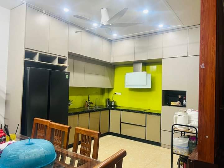 Nhà quận #ĐốngĐa, phân lô, ô tô, 50m2, 5 tầng, 7 tỷ hơn - sổ đỏ chuẩn