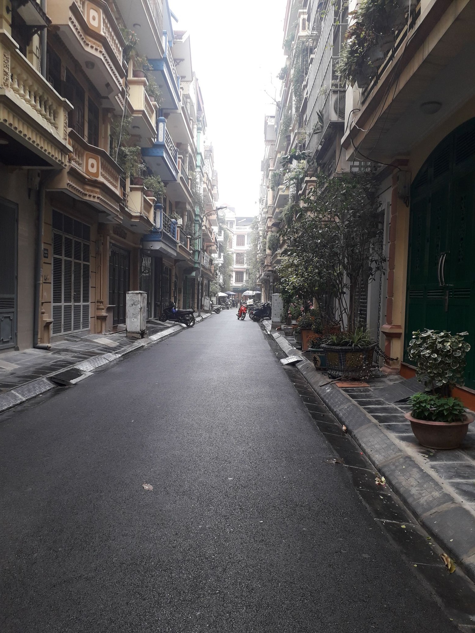 Nhà quận #ThanhXuân, 45m2, 4 tầng, ô tô, nhỉnh 6 tỷ - sổ nở hậu, có lối đi riêng