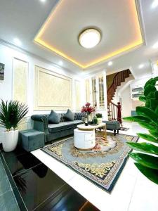 Nhà quận #ĐốngĐa, phân lô, ô tô, 50m2, 5 tầng, 7 tỷ hơn - sổ đỏ chuẩn