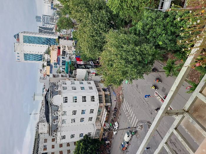 NGỒI NHÀ XEM BÓNG ĐÁ TRỰC TIẾP SÂN HÀNG ĐẪY. 7 TẦNG THANG MÁY 100M2 - TUYỆT CỦA ĐỈNH - DÂN XÂY - SAU THOÁNG - VIEW SÂN BÓNG HÀNG ĐẪY