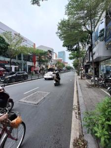 360tr/M2 CÓ NHÀ MẶT PHỐ VIP NGUYỄN LƯƠNG BẰNG - TRUNG TÂM QUẬN ĐỐNG ĐA - MẶT TIỀN 5.1M