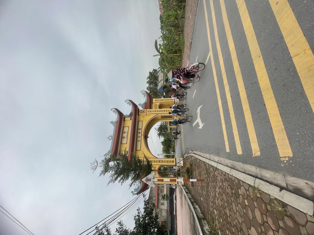 SIÊU HIẾM NHÀ DƯƠNG ĐÌNH, GIA LÂM. 5 TẦNG- NHÀ MỚI TINH- MẶT TIỀN 4M- NHỈNH 5 TỶ.