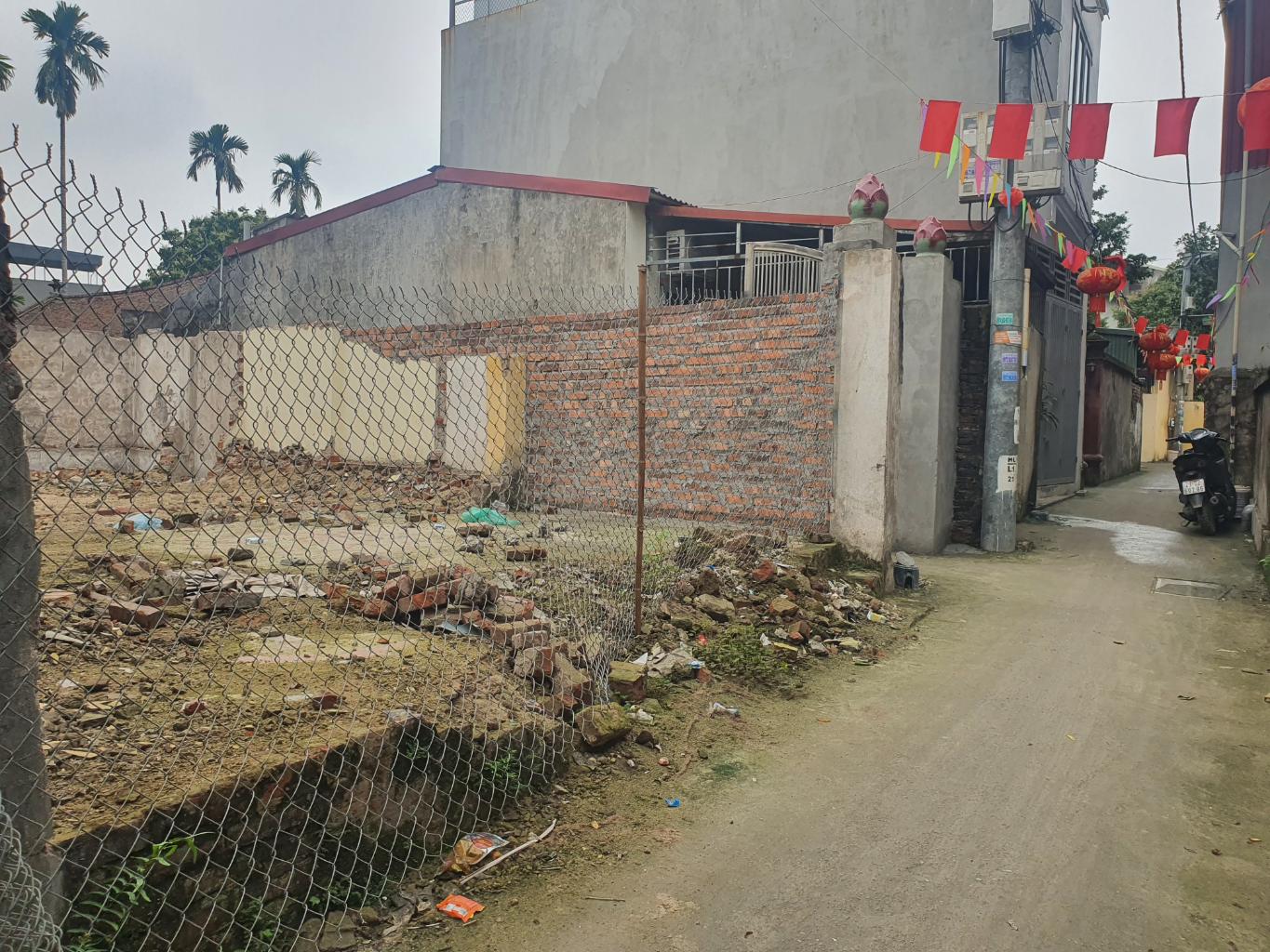 SIÊU HIẾM NHÀ DƯƠNG ĐÌNH, GIA LÂM. 5 TẦNG- NHÀ MỚI TINH- MẶT TIỀN 4M- NHỈNH 5 TỶ.