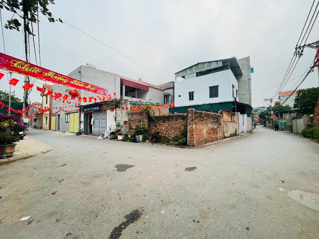 SIÊU HIẾM NHÀ DƯƠNG ĐÌNH, GIA LÂM. 5 TẦNG- NHÀ MỚI TINH- MẶT TIỀN 4M- NHỈNH 5 TỶ.