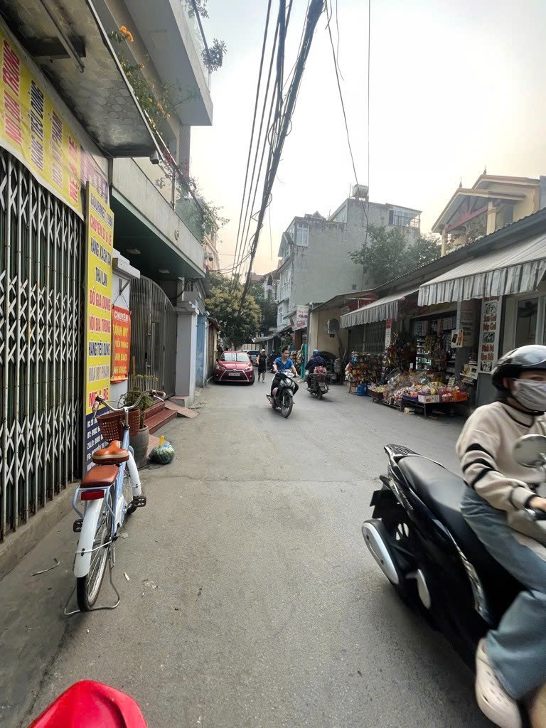 BÁN NHÀ XUÂN ĐỈNH - Ô TÔ ĐỖ CỬA - GIÁ CHỈ 11.5 TỶ - LIÊN HỆ NGAY: 0909568289