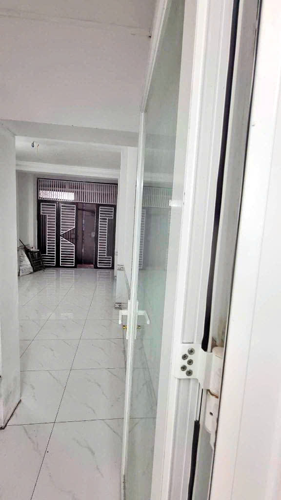 BÁN NHÀ LẠC LONG QUÂN - VÀI BƯỚC RA HỒ TÂY - GIÁ CHỈ: 9.2 TỶ - LH: 0909568289