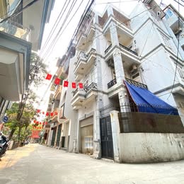 PHẠM VĂN ĐỒNG LÔ GÓC - SÁT NGOẠI GIAO DDAONF - KINH DOANH CỰC ĐỈNH CHỈ 15.8 TỎI - LH 0909568289