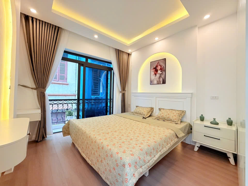 BÁN NHÀ XUÂN ĐỈNH - LÔ GÓC, Ô TÔ ĐỖ CỬ - GIÁ CHỈ: 9,6 TỶ - LH: 0909568289