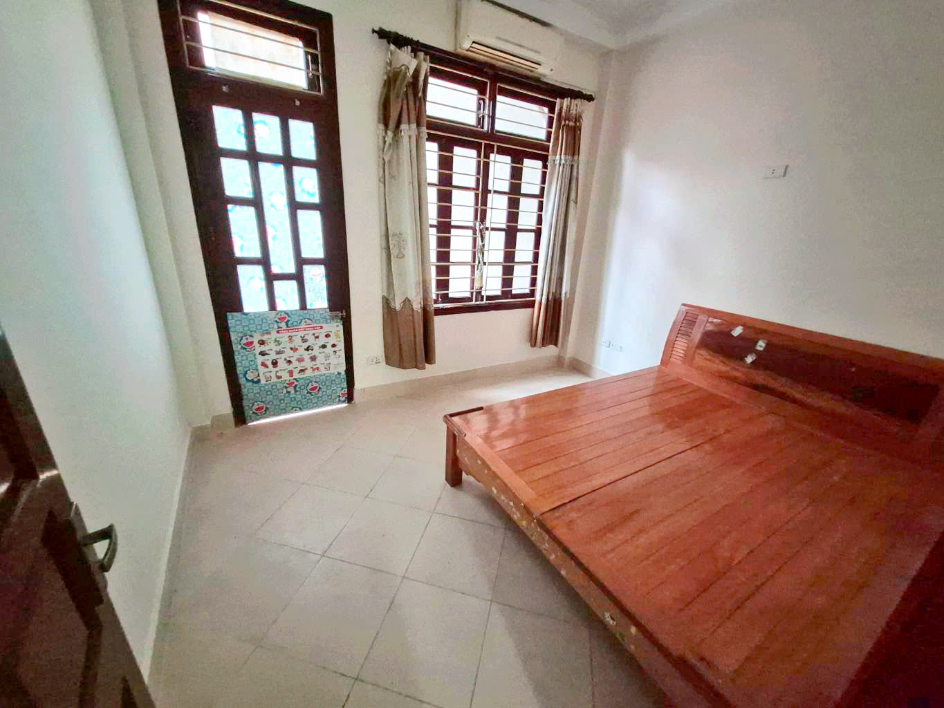 BÁN NHÀ XUÂN LA - GẦN HỒ TÂY - GIÁ CHỈ: 7.375 - LH: 0909568289