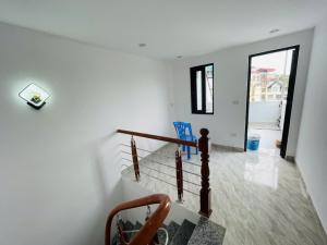 BÁN NHÀ CẦU GIẤY - GẦN PHỐ - GIÁ CHỈ: 4.25 TỶ - LH: 0909568289