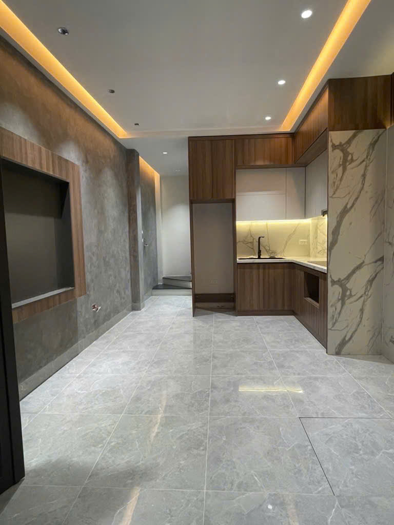 Nhà hiếm trung tâm Q Hà Đông - Ô tô đỗ cửa nhà - 10m ra Phố ô tô tránh