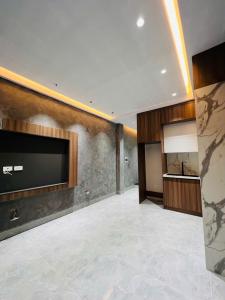 Nhà hiếm trung tâm Q Hà Đông - Ô tô đỗ cửa nhà - 10m ra Phố ô tô tránh