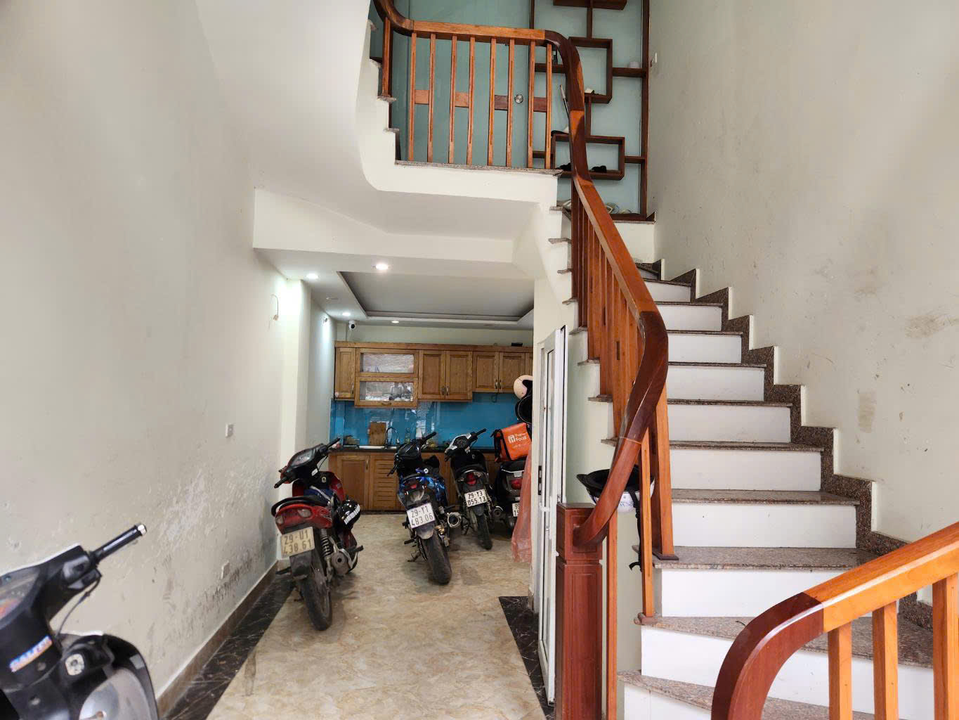 Bán Nhà Phú Đô Ngõ Nông,Sát Phố,Ô Tô Gần,Lô Góc,Sổ Vuông,Giá Nhỉnh 8 Tỷ