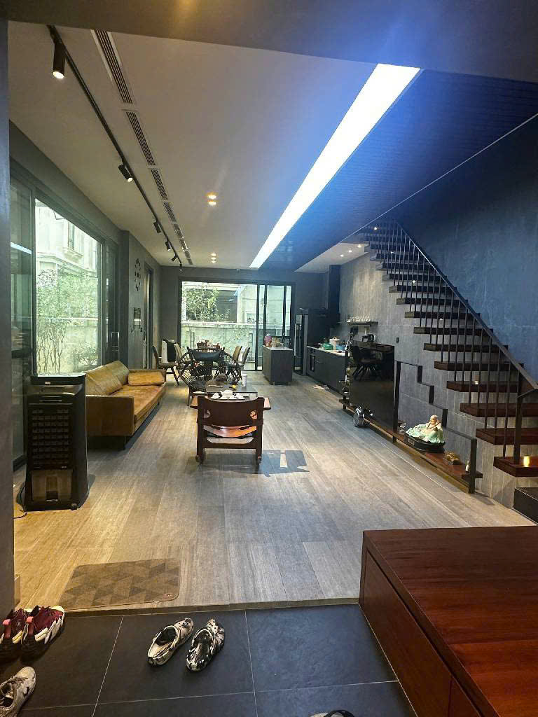 Bán biệt thư song lập Vinhomes Green Bay phân lô,ô tô tránh,vỉa hè,kinh doanh giá 105 tỷ