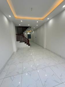 BÁN NHÀ LAI XÁ NGÕ NÔNG,Ô TÔ GẦN,SỔ VUÔNG,NHÀ ĐẸP Ở NGAY GIÁ 5.6 TỶ