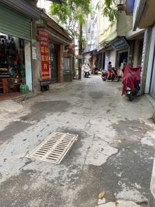 Bán đất Phú Đô,ngõ thông,ô tô đỗ cửa,kinh doanh,sầm uất,giá 18.2 tỷ