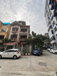 Bán biệt thự thiên hiền,mỹ đình,nam từ liêm,lô góc,phân lô,ô tô tránh,vỉa hè giá 42 tỷ