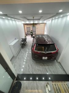 Bán nhà Mễ Trì ngõ thông,ô tô tránh,kinh doanh,dân xây,sổ vuông giá 15.9 tỷ