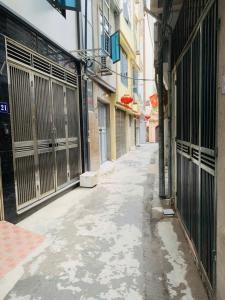 Bán nhà Mễ Trì,Nam Từ Liêm ngõ nông,ô tô gần,sổ vuông,nhà đẹp ở ngay giá 7.85 tỷ