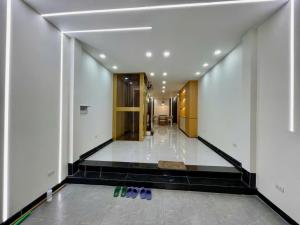 Bán nhà Đình Thôn,Mỹ Đình 1,Nam Từ Liêm ngõ thông,ô tô,kinh doanh,thang máy giá 16.5 tỷ