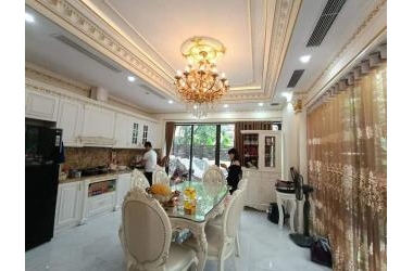 MẶT PHỐ THANG MÁY - KINH DOANH ĐỈNH CAO- HỐT BẠC.