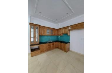 NHÀ MẶT PHỐ GIÁ RẺ NHƯ CHO - VỈA HÈ 5M - KINH DOANH BUÔN BÁN SẦM UẤT-