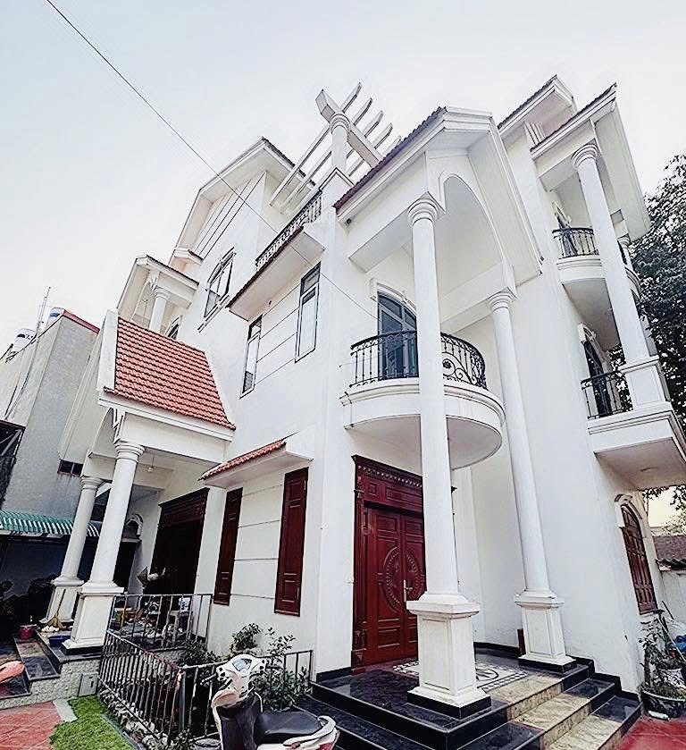 Bán gấp sang nước ngoài định cư biệt thự dân xây