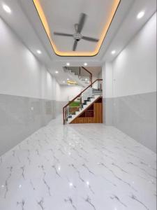 Bán nhà - bề ngang khủng 5m - hxh - 4tỷ