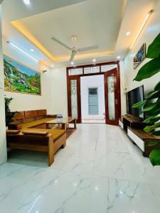 Bán nhà Biên Giang 4 tầng giá 4 tỷ tặng nội thất siêu đẹp