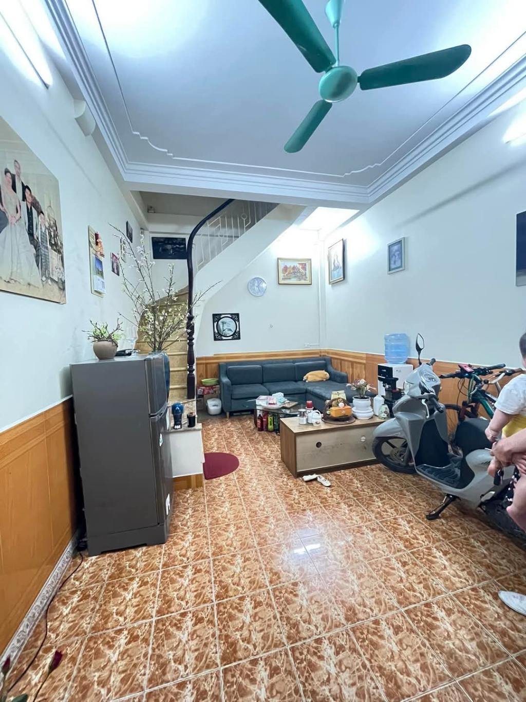 TRUNG TÂM QUẬN ĐỐNG ĐA PHỐ HÀO NAM OTO ĐỖ CỔNG -KINH DOANH ONLINE- NGÕ BA GÁC TRÁNH