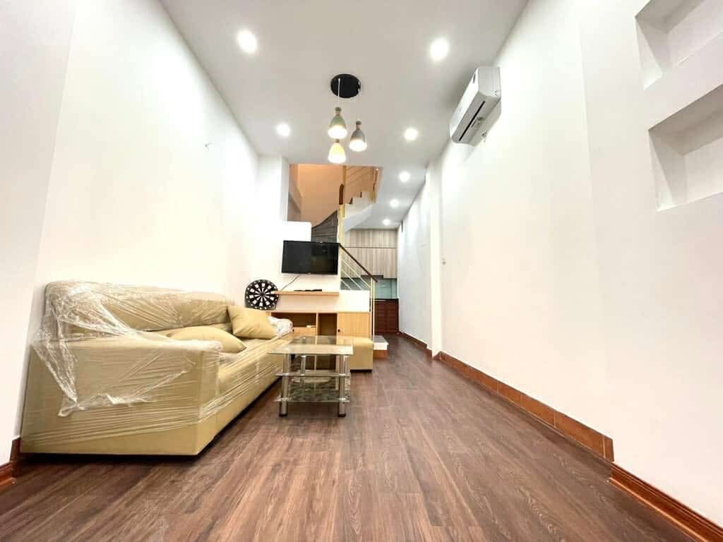 Hào Nam - Bán nhà GẦN PHỐ, SỔ VUÔNG - chỉ 6.3 tỷ