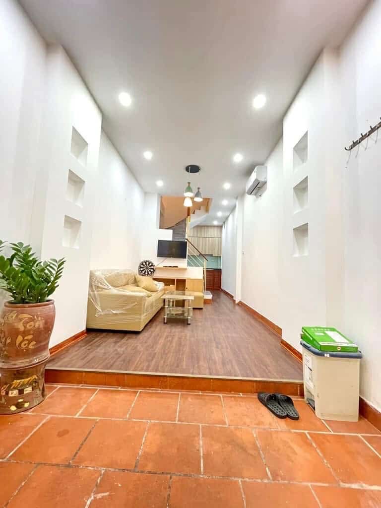 Hào Nam - Bán nhà GẦN PHỐ, SỔ VUÔNG - chỉ 6.3 tỷ