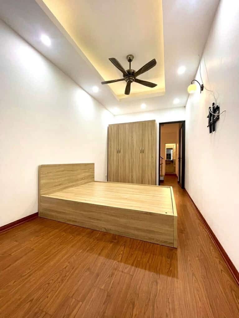 Hào Nam - Bán nhà GẦN PHỐ, SỔ VUÔNG - chỉ 6.3 tỷ
