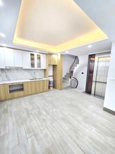 [HOT THÁI HÀ] Siêu phẩm lô góc, 2 thoáng, hàng hot