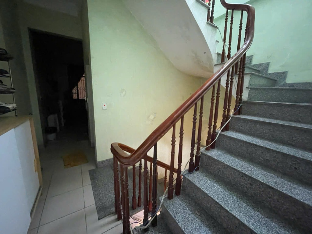 SIÊU PHẨM Ô TÔ TRÁNH, KINH DOANH VIEW VƯỜN HOA THỊNH LIỆT, 60M2 VỈA HÈ RỘNG SỔ VUÔNG.