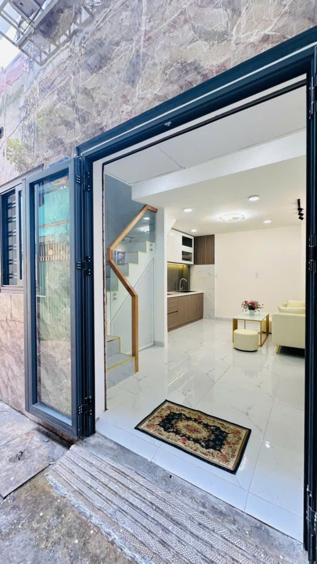 BÁN NHÀ SIÊU ĐẸP – 4 TẦNG – XÔ VIẾT NGHỆ TĨNH – FULL NỘI THẤT – Ở NGAY – GIÁ CHỈ 4,2 TỶ!