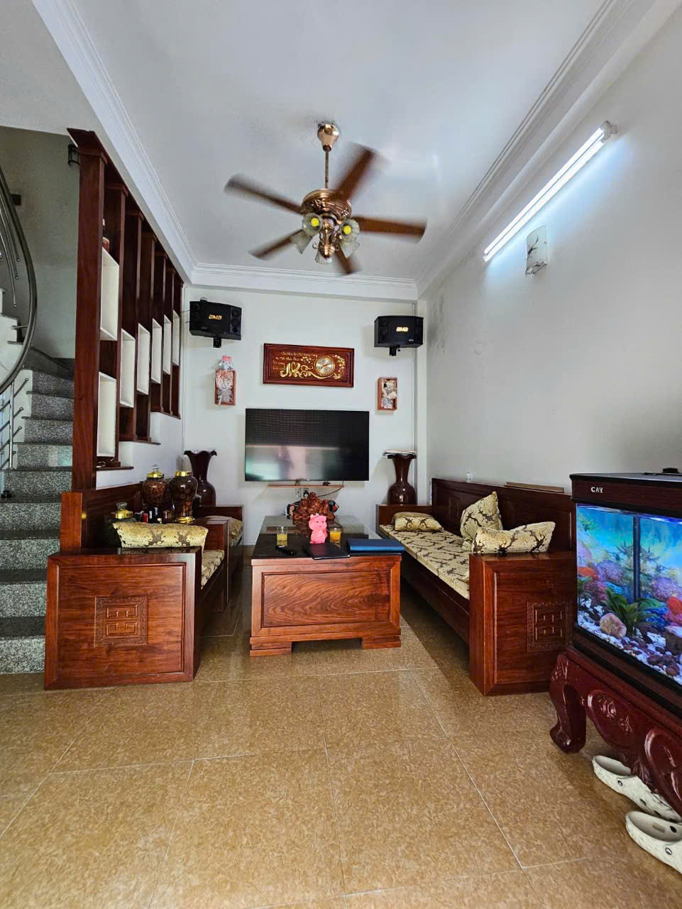 B.á.n nhà Kim Quan – Việt Hưng – 36m² chỉ 6,1 tỷ