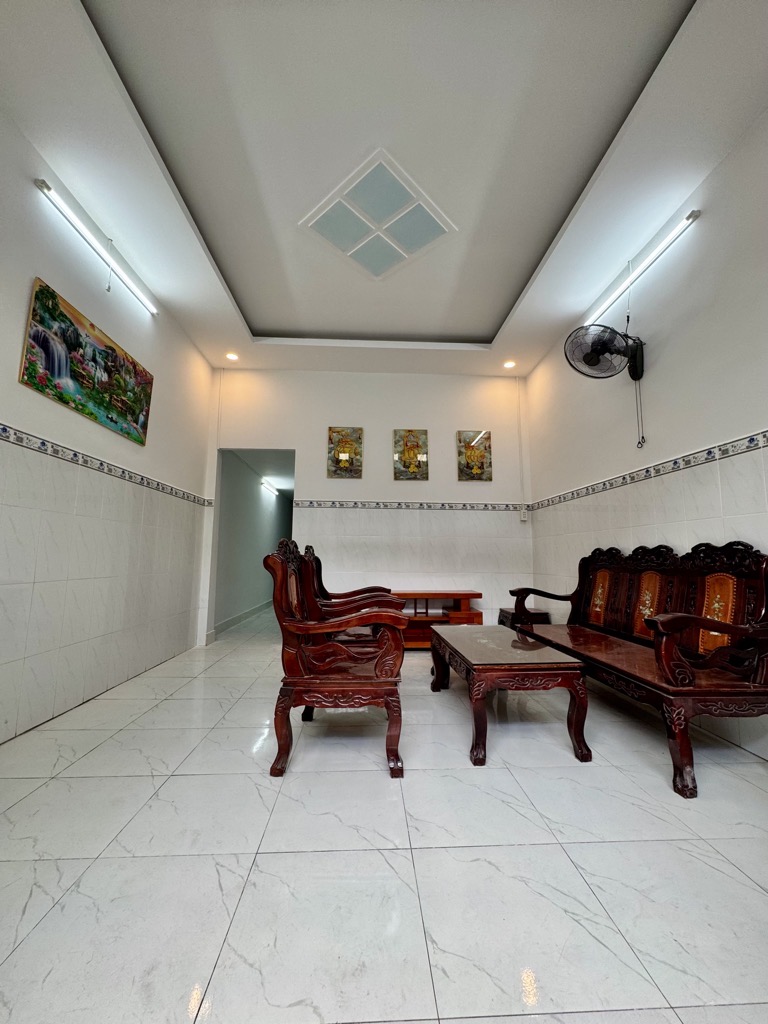 NHÀ MẶT TIỀN LÂM THỊ HỐ QUẬN 12 – CÓ HẺM HÔNG ĐẬU XE HƠI – GIÁ CHỈ HƠN 4 TỶ