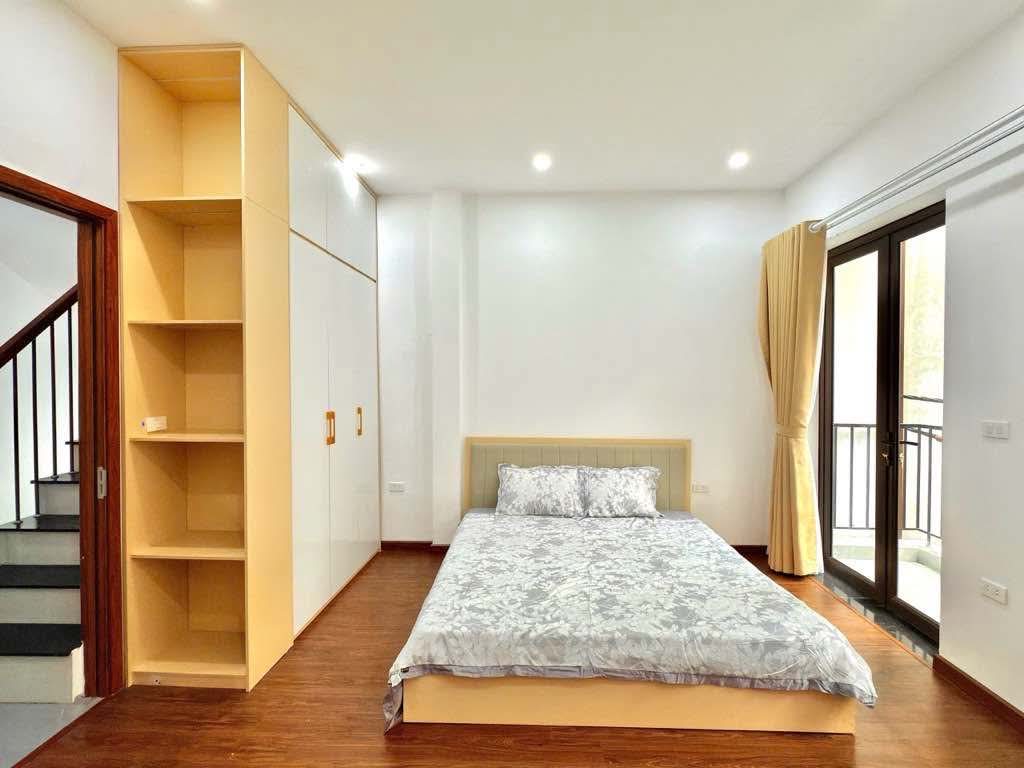 NHÀ ĐẸP ĐỐNG ĐA - LÔ GÓC BA MẶT THOÁNG SÁNG - FULL NỘI THẤT Ở NGAY.
Khâm Thiên - Trung Phụng 40M x