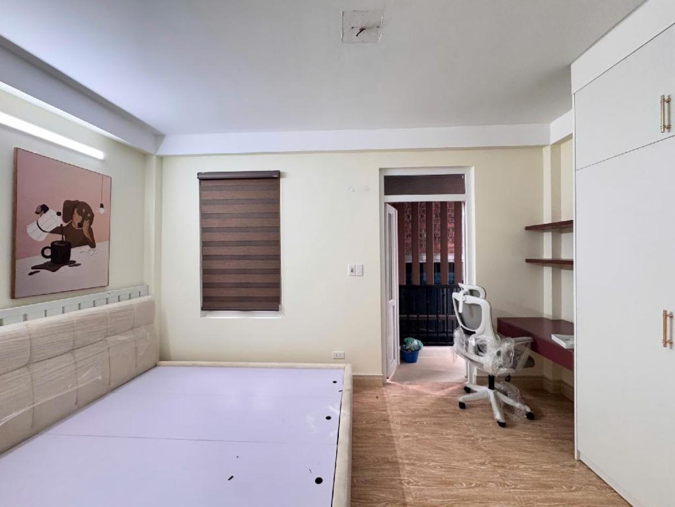 Chủ MÓT bán nhà Đê La Thành ngõ rộng, 5 tầng, nhà mới sửa, CHƯA ĐẾN 6 TỶ