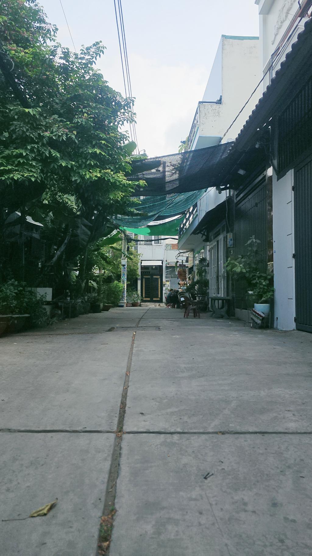 Bán nhà riêng tại Đường 8, Bình Hưng Hòa B, Bình Tân, HCM 3,85 tỷ, 100m2